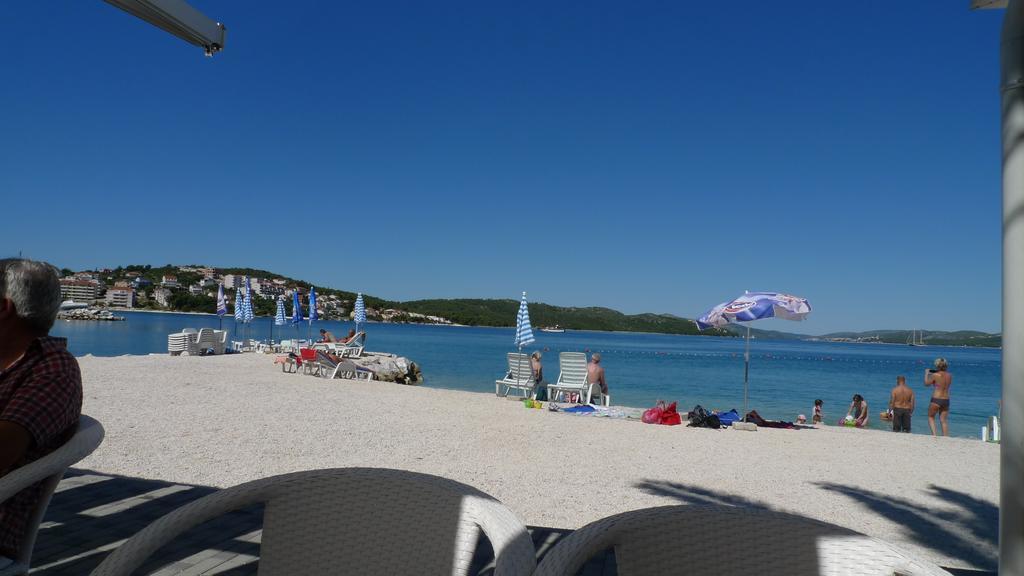 Apartments Tonka Trogir Bagian luar foto